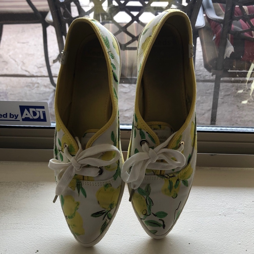 Kate Spade Lemon Ked’s Pointed Sneakers